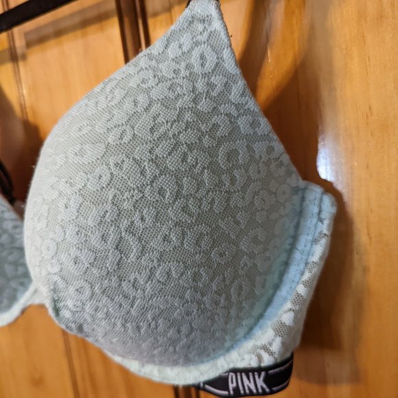 Victoria's Secret PINK Push Up - Picture 3 of 13